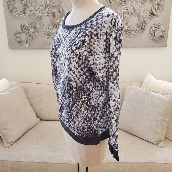 Nicole Miller New York  Pullover Sweater Sz Lg - Picture 5 of 12